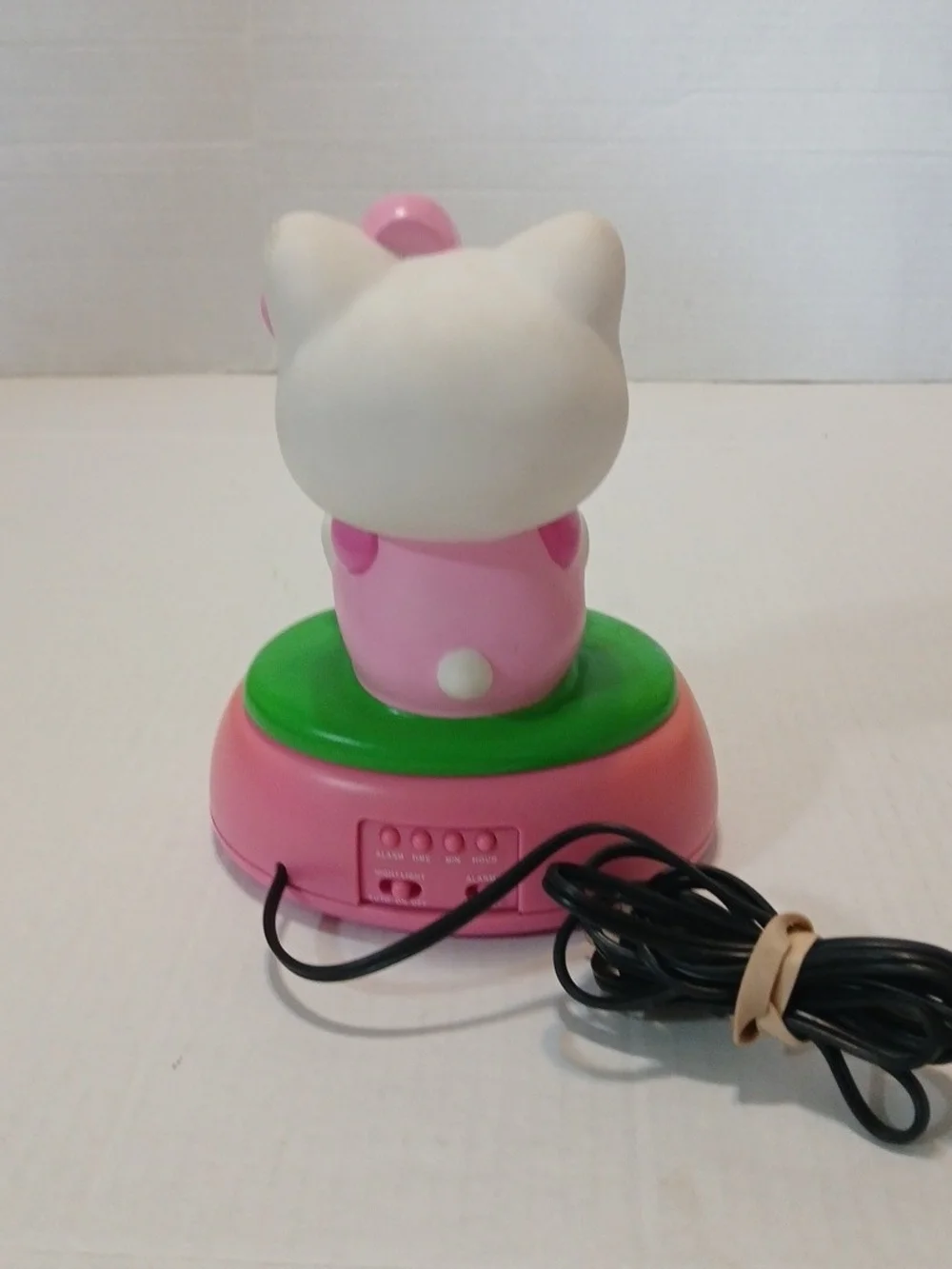 VTG Saniro Y2K Hello Kitty Pink Bow Flower ALARM Clock NIGHT LIGHT(NEEDS BULB)